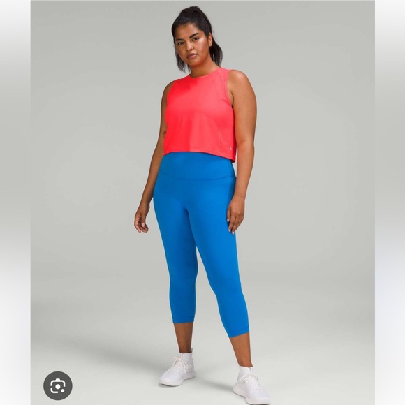 Lululemon “Sculpt” Cropped Tank - Picture 5 of 10